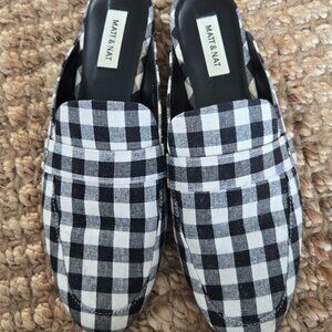 Matt & Nat mules, size 41